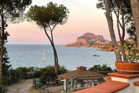 Cavallino Sea House Чефалу Екстериор снимка